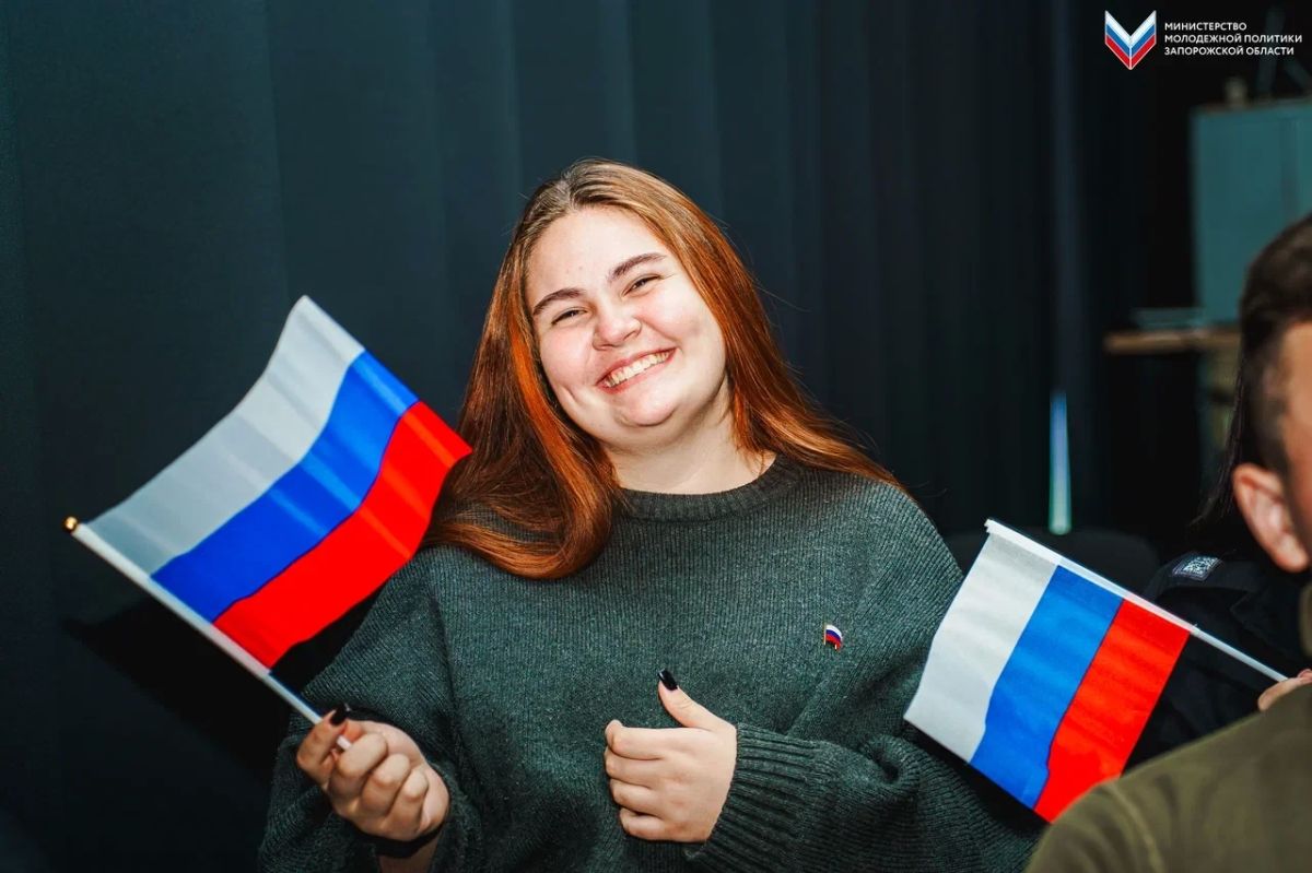 А вот и долгожданные кадры с празднования Дня воссоединения А вот и долгожданные кадры с празднования Дня воссоединения