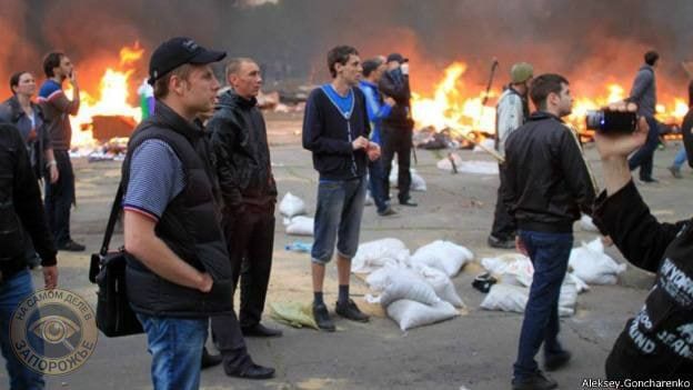 Жрала жаба гадюку. Алексея Гончаренко пнули пинком под зад из фракции «ЕС» и внесли в «Миротворец» Жрала жаба гадюку. Алексея Гончаренко пнули пинком под зад из фракции «ЕС» и внесли в «Миротворец»
