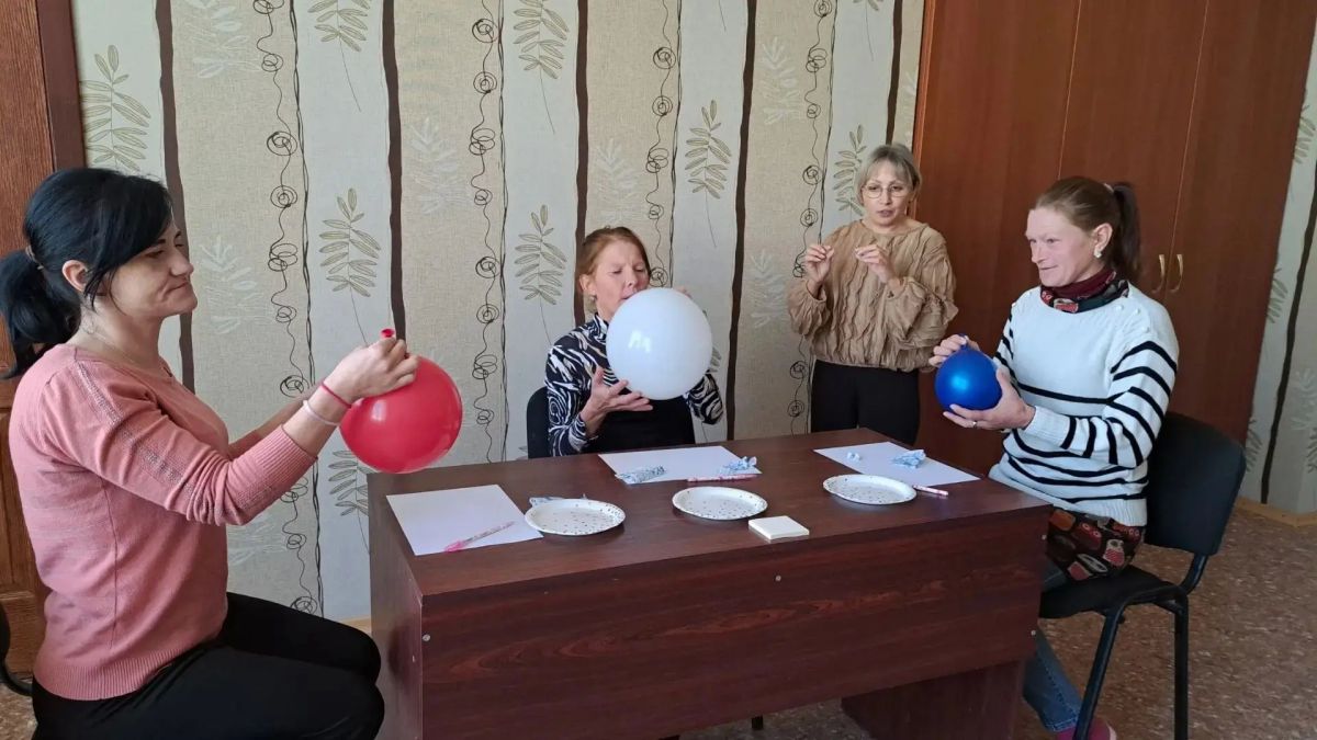 В ГБУ «Комплексный центр социального обслуживания населения» Министерства труда и социальной политики Запорожской области, в отделении помощи матерям с детьми до 3-х лет обособленного подразделения г. Бердянск, психолог в... В ГБУ «Комплексный центр социального обслуживания населения» Министерства труда и социальной политики Запорожской области, в отделении помощи матерям с детьми до 3-х лет обособленного подразделения г. Бердянск, психолог в...