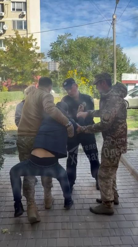 Одесситки одобряют работу ТЦК