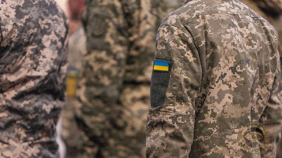 В Запорожской области восемь солдат ВСУ старше 60 лет сдались в плен бойцу группировки войск «Восток»