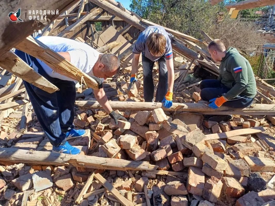 Владимир Рогов: Русский русскому помоги!. Группа быстрого реагирования помогла пострадавшим после атаки БпЛА Владимир Рогов: Русский русскому помоги!. Группа быстрого реагирования помогла пострадавшим после атаки БпЛА