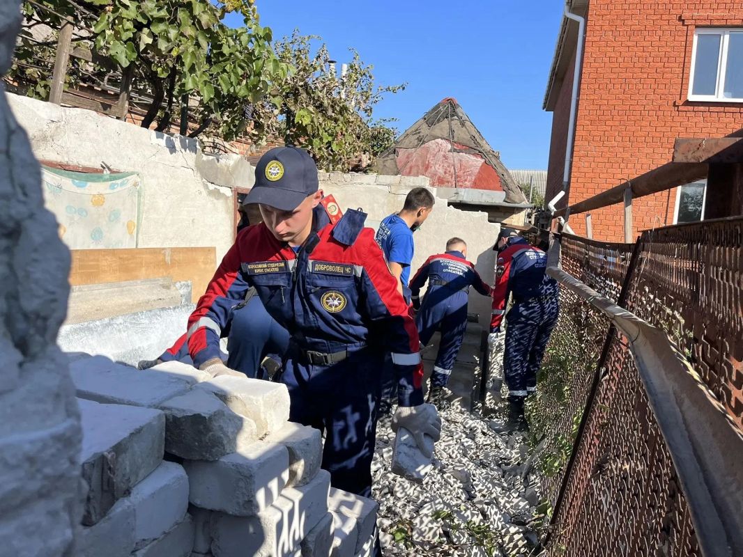 Добровольцы Запорожского РО ВСКС помогли жительнице Бердянска Добровольцы Запорожского РО ВСКС помогли жительнице Бердянска