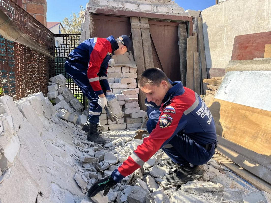 Добровольцы Запорожского РО ВСКС помогли жительнице Бердянска Добровольцы Запорожского РО ВСКС помогли жительнице Бердянска