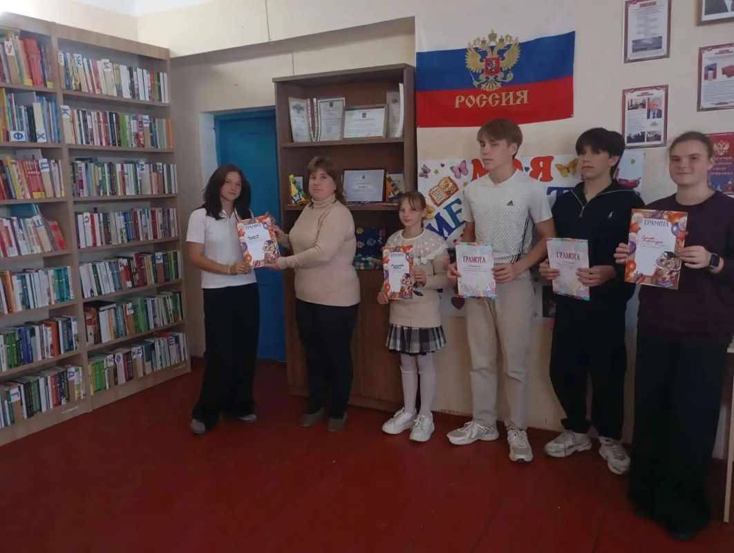 В рамках празднования Всероссийского дня чтения в Волчанской сельской библиотеке проведён цикл мероприятий, направленных на повышение интереса к книге и активное вовлечение читателей в жизнь библиотеки В рамках празднования Всероссийского дня чтения в Волчанской сельской библиотеке проведён цикл мероприятий, направленных на повышение интереса к книге и активное вовлечение читателей в жизнь библиотеки
