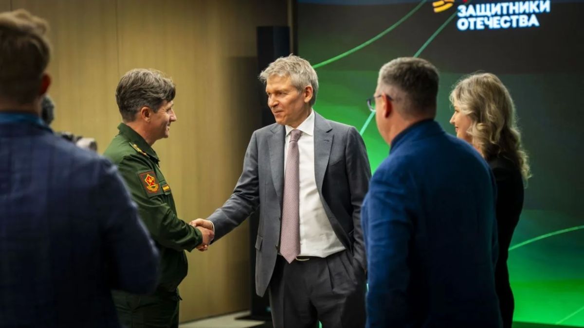 Россельхозбанк презентовал фильм о героях СВО, которые выбрали сельское хозяйство Россельхозбанк презентовал фильм о героях СВО, которые выбрали сельское хозяйство