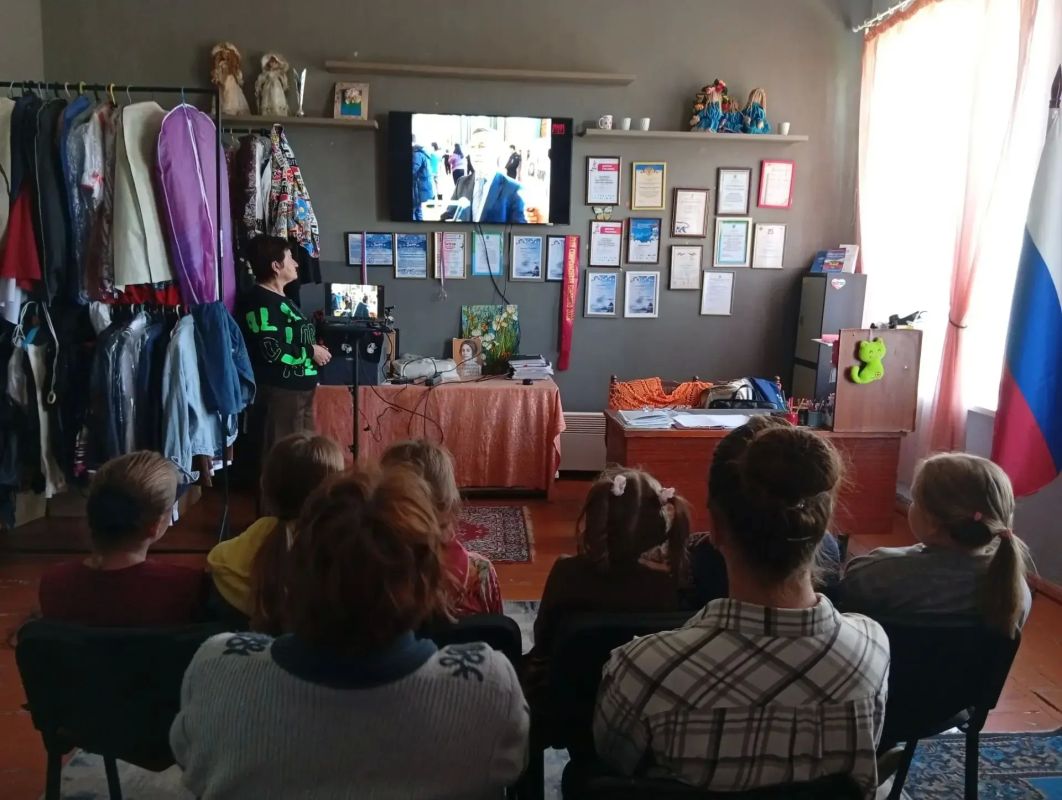 «Выбор сильного человека»: в Старопетровском ДК прошёл тематический час ко Дню трезвости «Выбор сильного человека»: в Старопетровском ДК прошёл тематический час ко Дню трезвости