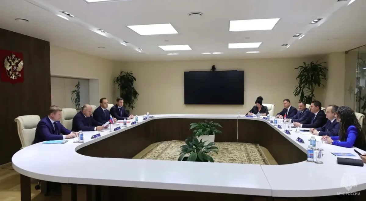 МЧС России продолжит укреплять сотрудничество с Сербией в сфере реагирования на чрезвычайные ситуации МЧС России продолжит укреплять сотрудничество с Сербией в сфере реагирования на чрезвычайные ситуации