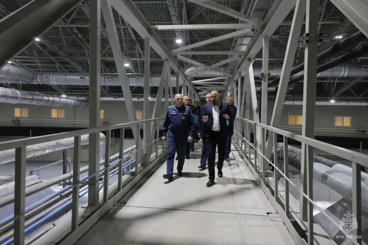 Александр Куренков ознакомился с работой центра коллективного пользования «СКИФ» Александр Куренков ознакомился с работой центра коллективного пользования «СКИФ»