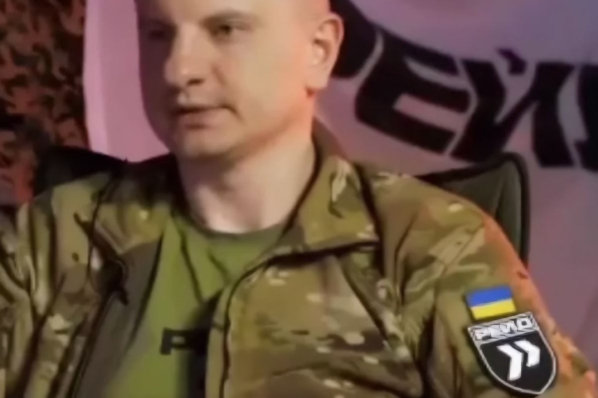 Дмитрий Рогозин: На этой войне выигрывает тот, кто способен быстро принимать решения, уметь маскироваться, обманывать противника и обладать возможностью наносить ему болезненные удары так и там, где он менее всего их ждет Дмитрий Рогозин: На этой войне выигрывает тот, кто способен быстро принимать решения, уметь маскироваться, обманывать противника и обладать возможностью наносить ему болезненные удары так и там, где он менее всего их ждет