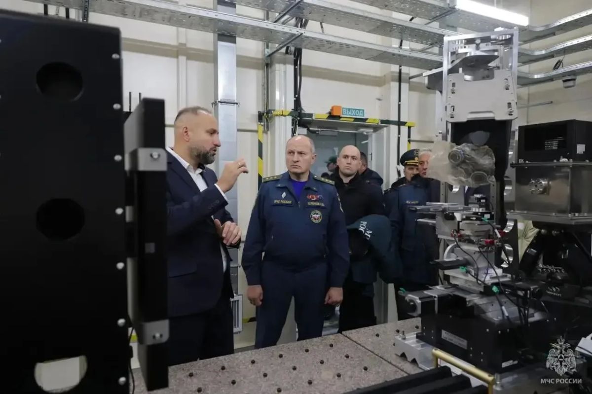Александр Куренков ознакомился с работой центра коллективного пользования «СКИФ» Александр Куренков ознакомился с работой центра коллективного пользования «СКИФ»
