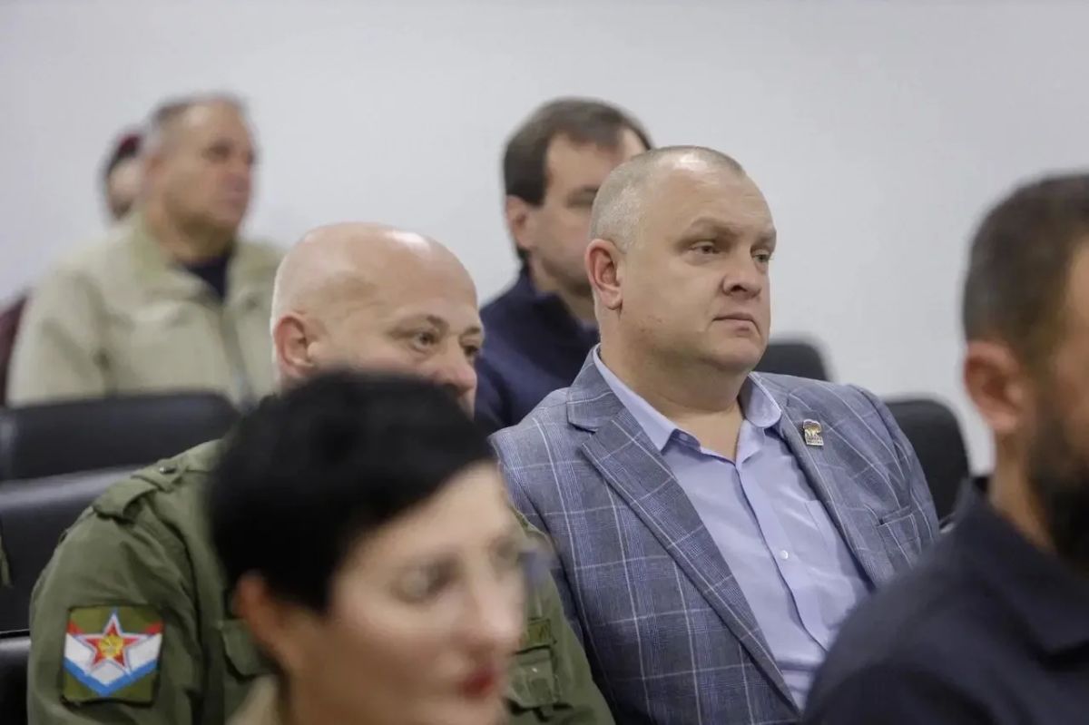 Евгений Балицкий: Провёл совещание с главами городских и муниципальных округов Запорожской области Евгений Балицкий: Провёл совещание с главами городских и муниципальных округов Запорожской области