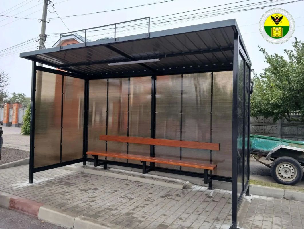 В Мелитополе установлена новая остановка на улице Ломоносова В Мелитополе установлена новая остановка на улице Ломоносова