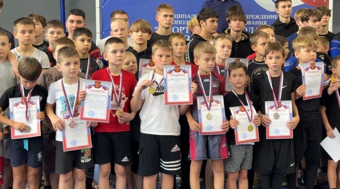 На базе МКУ ДО «Спортивная школа №1» состоялся Открытый кубок городского округа Мелитополь по грэпплингу, посвящённый памяти героев — участников специальной военной операции На базе МКУ ДО «Спортивная школа №1» состоялся Открытый кубок городского округа Мелитополь по грэпплингу, посвящённый памяти героев — участников специальной военной операции