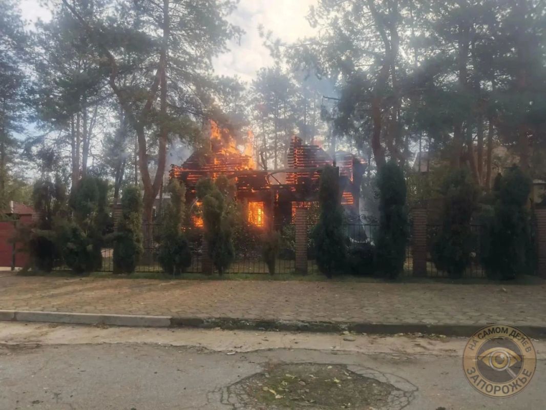 Город Энергодар под атакой вражеских беспилотников