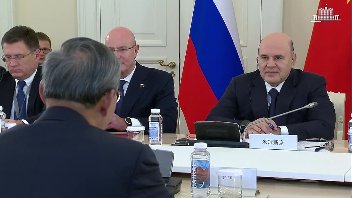 Китайско-российские отношения развиваются во благо народов двух стран