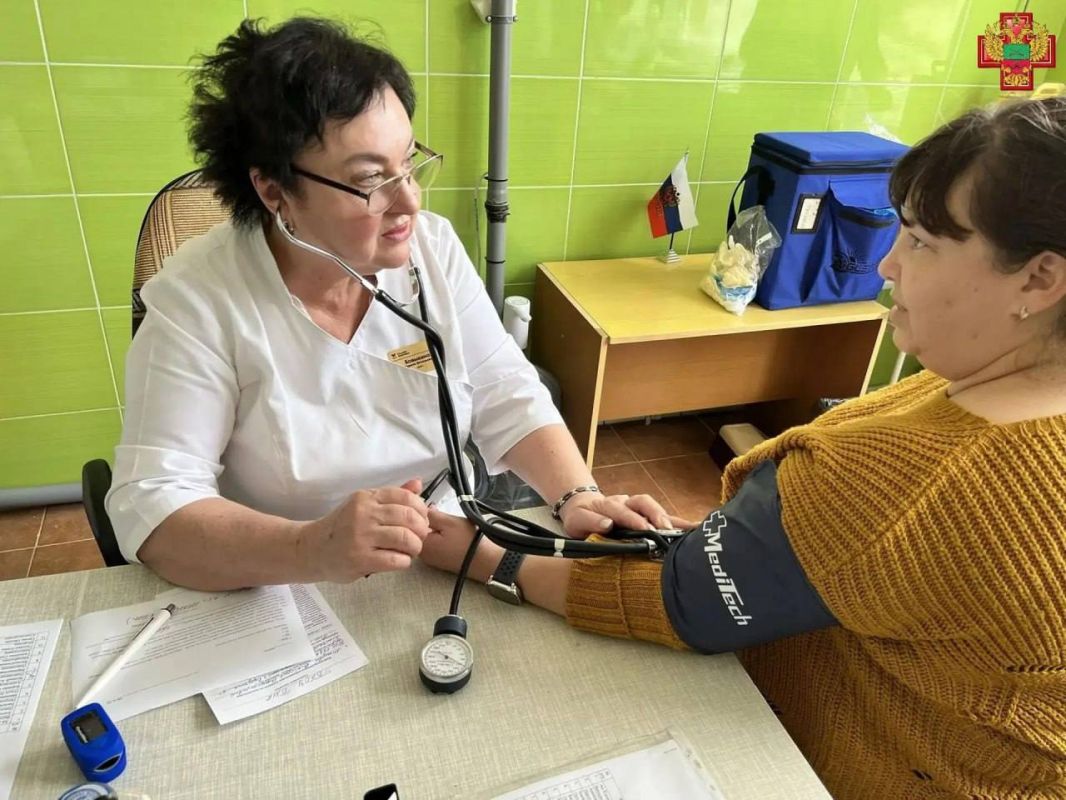 В Бердянском медицинском колледже прошла вакцинация от гриппа В Бердянском медицинском колледже прошла вакцинация от гриппа