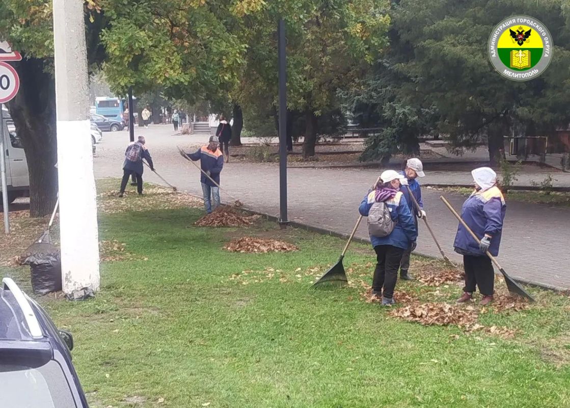 В Мелитополе навели порядок на центральных проспектах В Мелитополе навели порядок на центральных проспектах