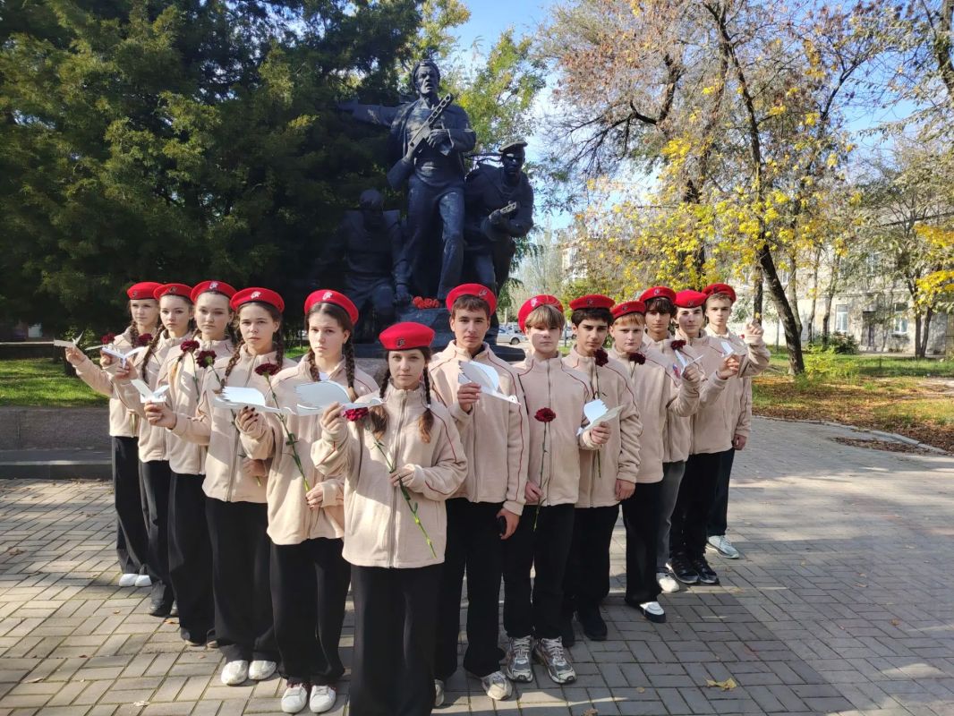 В память о героях. 22 октября отмечается День белых журавлей