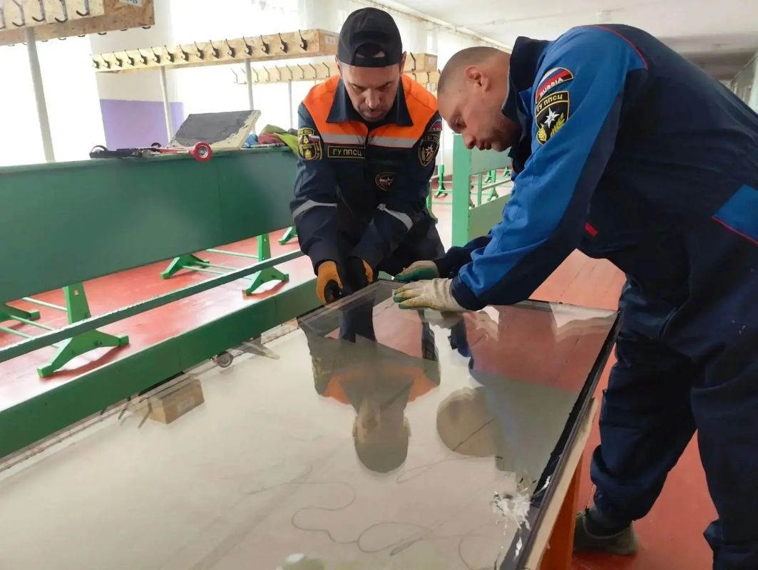 Пензенская область помогла вернуть тепло в один из классов школы № 5 города Токмака Пензенская область помогла вернуть тепло в один из классов школы № 5 города Токмака