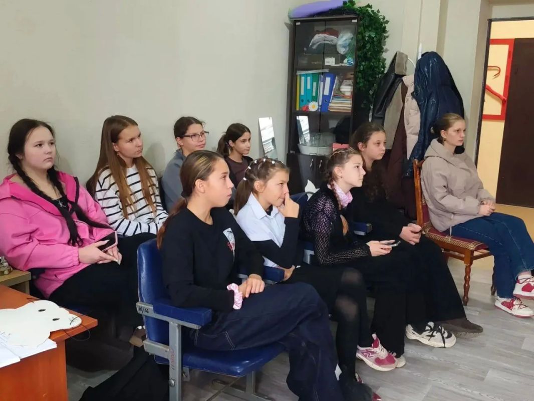 «Терроризм как угроза безопасности»: в Доме культуры села Осипенко прошла полезная беседа для детей «Терроризм как угроза безопасности»: в Доме культуры села Осипенко прошла полезная беседа для детей