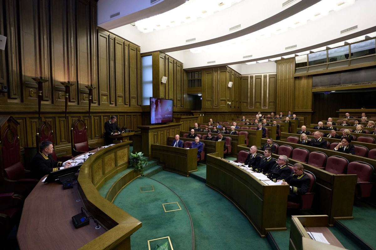 Пленум ВС России разъяснил правила присуждения компенсации за затягивание судопроизводства Пленум ВС России разъяснил правила присуждения компенсации за затягивание судопроизводства