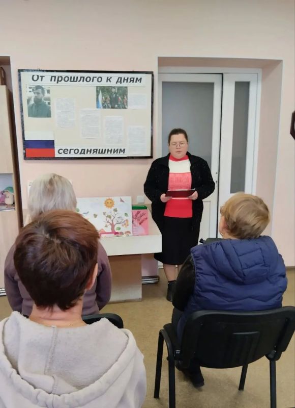 «Жизнь и здоровье в эпоху стресса»: в Доме культуры посёлка Андреевка прошла полезная лекция «Жизнь и здоровье в эпоху стресса»: в Доме культуры посёлка Андреевка прошла полезная лекция