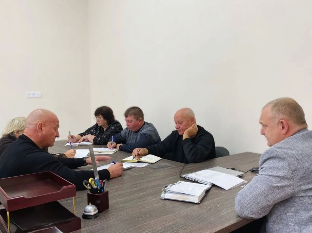 В администрации Мелитопольского муниципального округа состоялось совещание с начальниками территориальных отделов В администрации Мелитопольского муниципального округа состоялось совещание с начальниками территориальных отделов