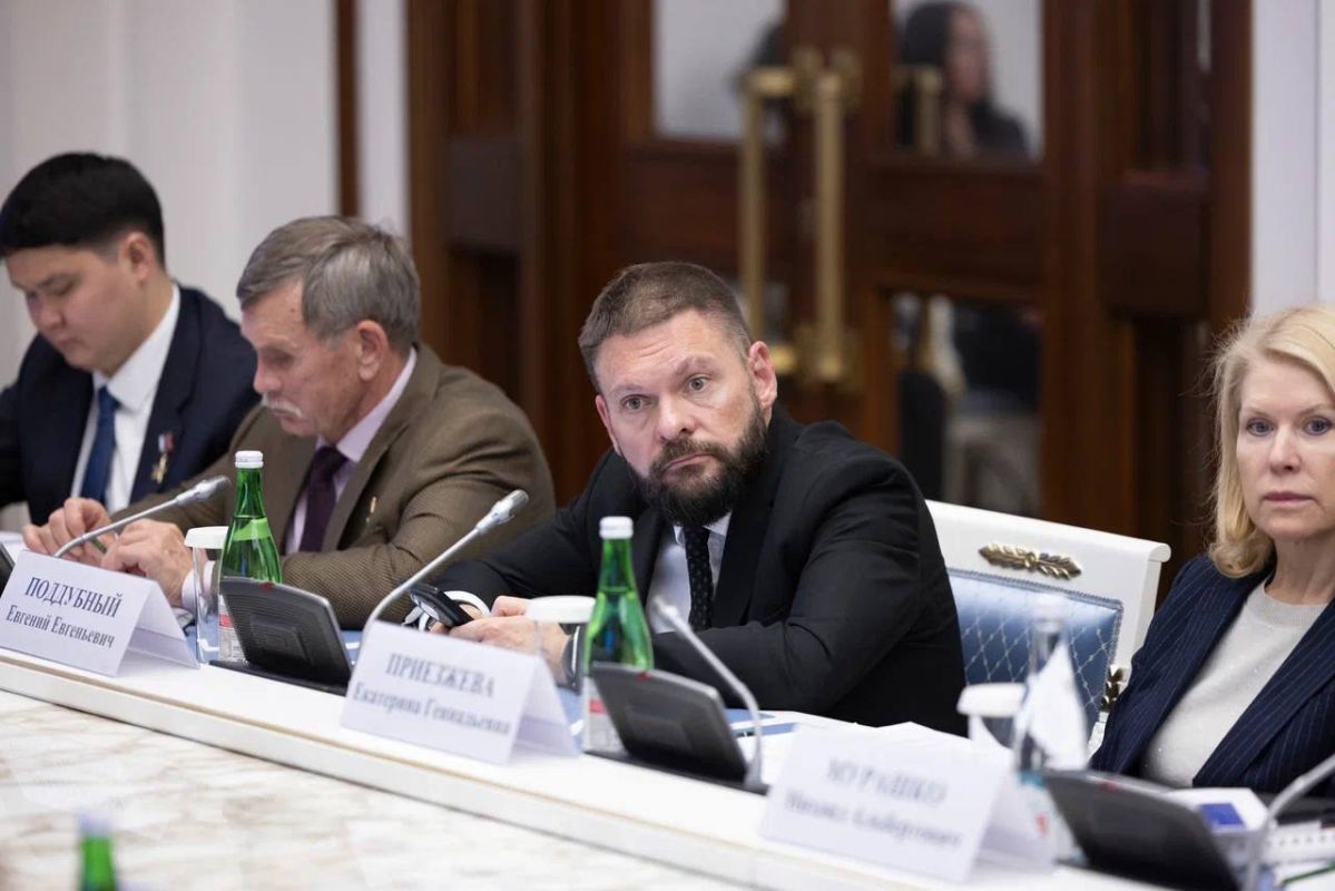 Состоялось заседание Наблюдательного совета Государственного фонда «Защитники Отечества» под председательством Первого заместителя Руководителя Администрации Президента РФ Сергея Кириенко Состоялось заседание Наблюдательного совета Государственного фонда «Защитники Отечества» под председательством Первого заместителя Руководителя Администрации Президента РФ Сергея Кириенко