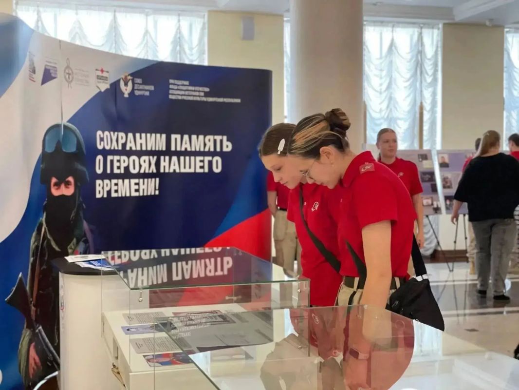 Истории, написанные здесь и сейчас Истории, написанные здесь и сейчас
