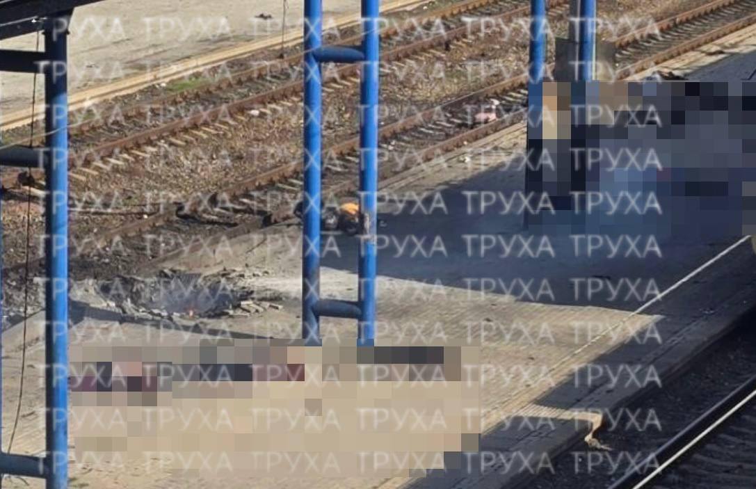 «Укрзалізниця» сообщает, что в Днепропетровске был прилет реактивного БПЛА по железнодорожному вокзалу