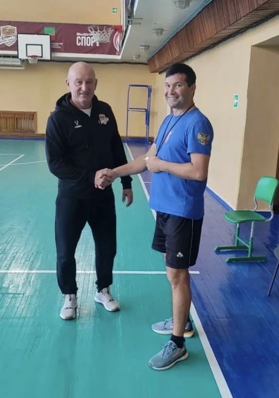 Сборная Запорожской области по волейболу готовится к Первенству ЮФО и СКФО! Сборная Запорожской области по волейболу готовится к Первенству ЮФО и СКФО!