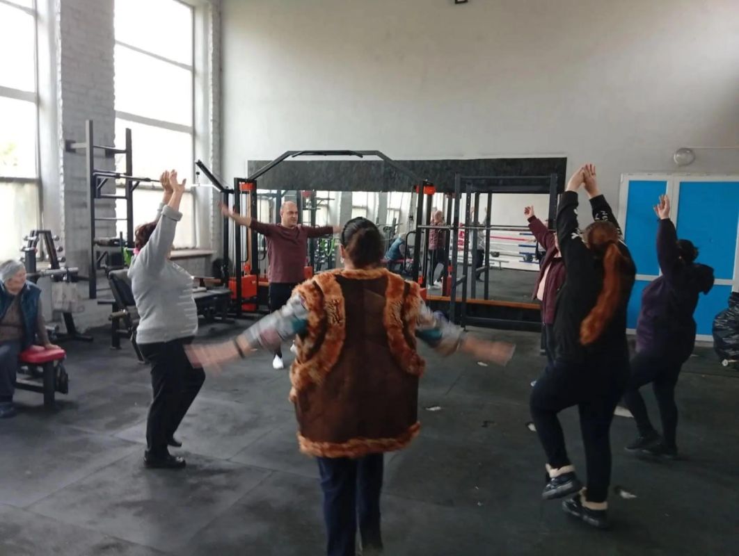 В рамках программы «Активное долголетие» Спортивная школа Бердянского муниципального округа активно поддерживает движение среди людей старшего поколения В рамках программы «Активное долголетие» Спортивная школа Бердянского муниципального округа активно поддерживает движение среди людей старшего поколения