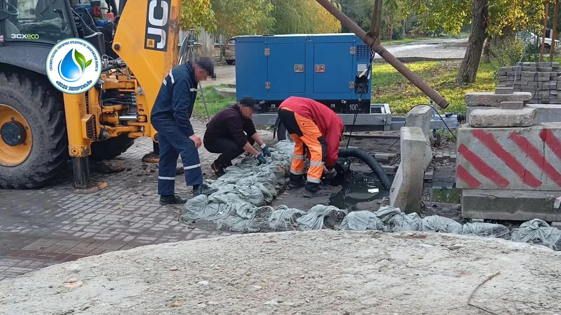 Специалистами филиала «Токмакское ПУВКХ» ГУП ЗО «Вода Запорожья» произведены поднятие фекального насоса и чистка рабочего колеса по улице Шевченко (г.Токмак)